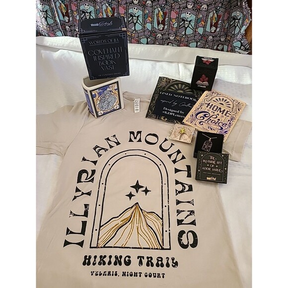 The Bookish Box Accessories 6pc Bundle T Shirt SZ. S – No Book Included - Picture 1 of 8